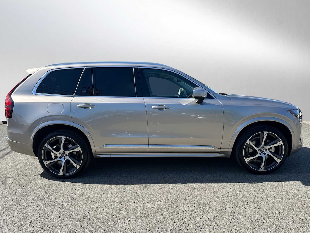 Used 2026 Volvo XC90 B6 Core SUV