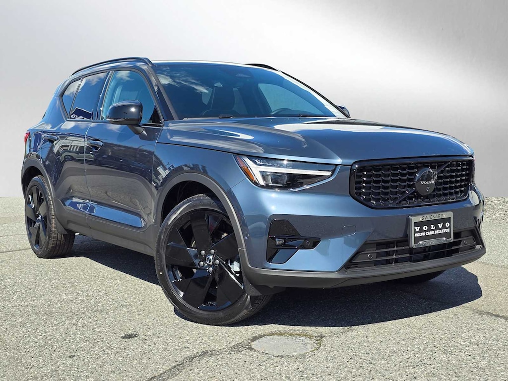 New 2026 Volvo XC40 B5 Ultra Black Edition SUV