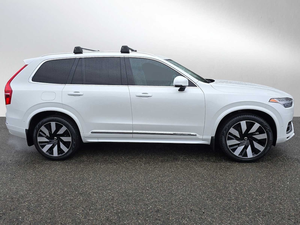 Certified 2023 Volvo XC90 Recharge Plug-In Hybrid Ultimate 6-Seater SUV