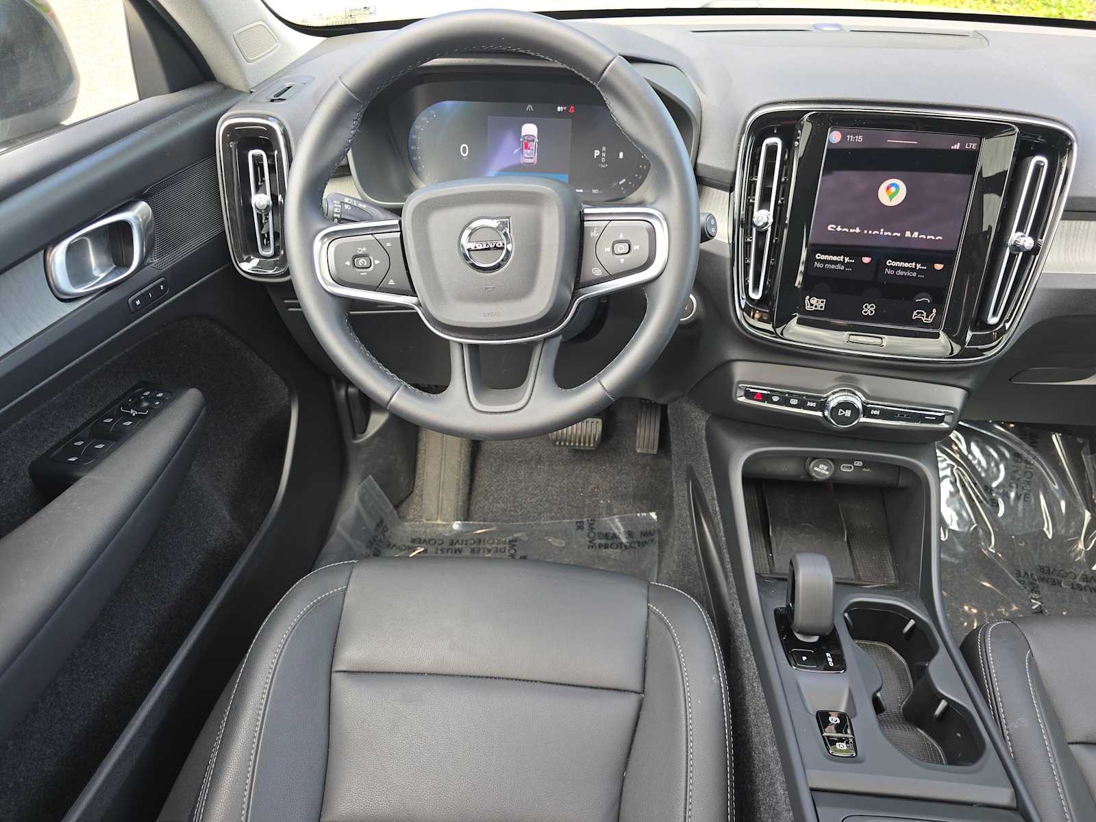 2026 Volvo XC40 Core - Photo 17
