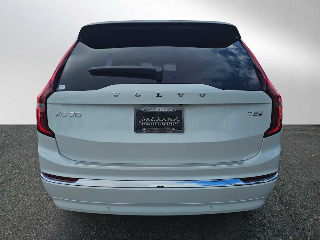 New 2025 Volvo XC90 plug-in hybrid T8 (2025.5) Plus 7-Seater SUV