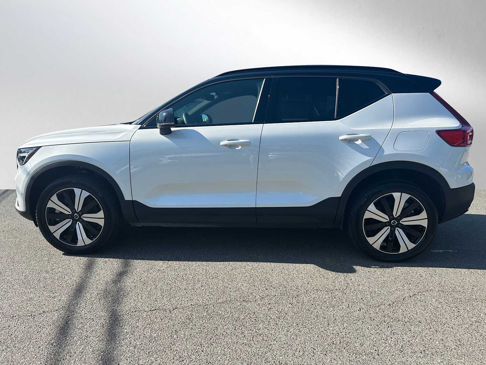 Certified 2023 Volvo XC40 Plus with VIN YV4ED3UW5P2083785 for sale in Bellevue, WA