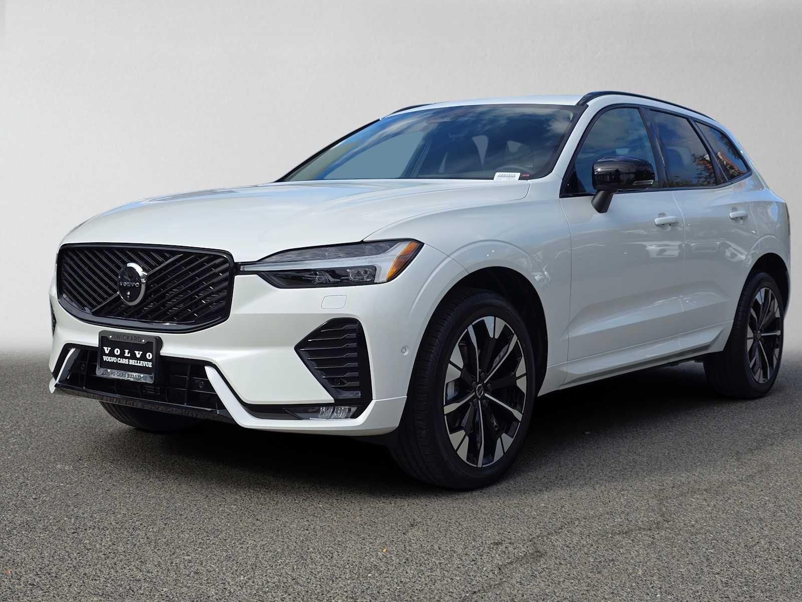 2026 Volvo XC60 Plus - Photo 7