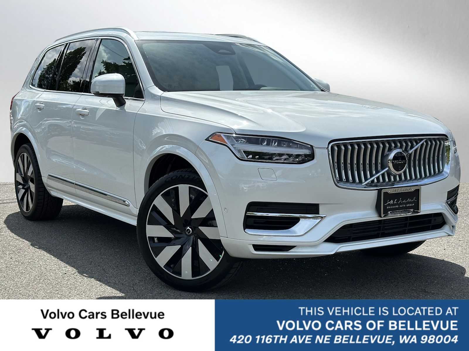 2024 Volvo XC90 plug-in hybrid T8 Plus Bright 7-Seater