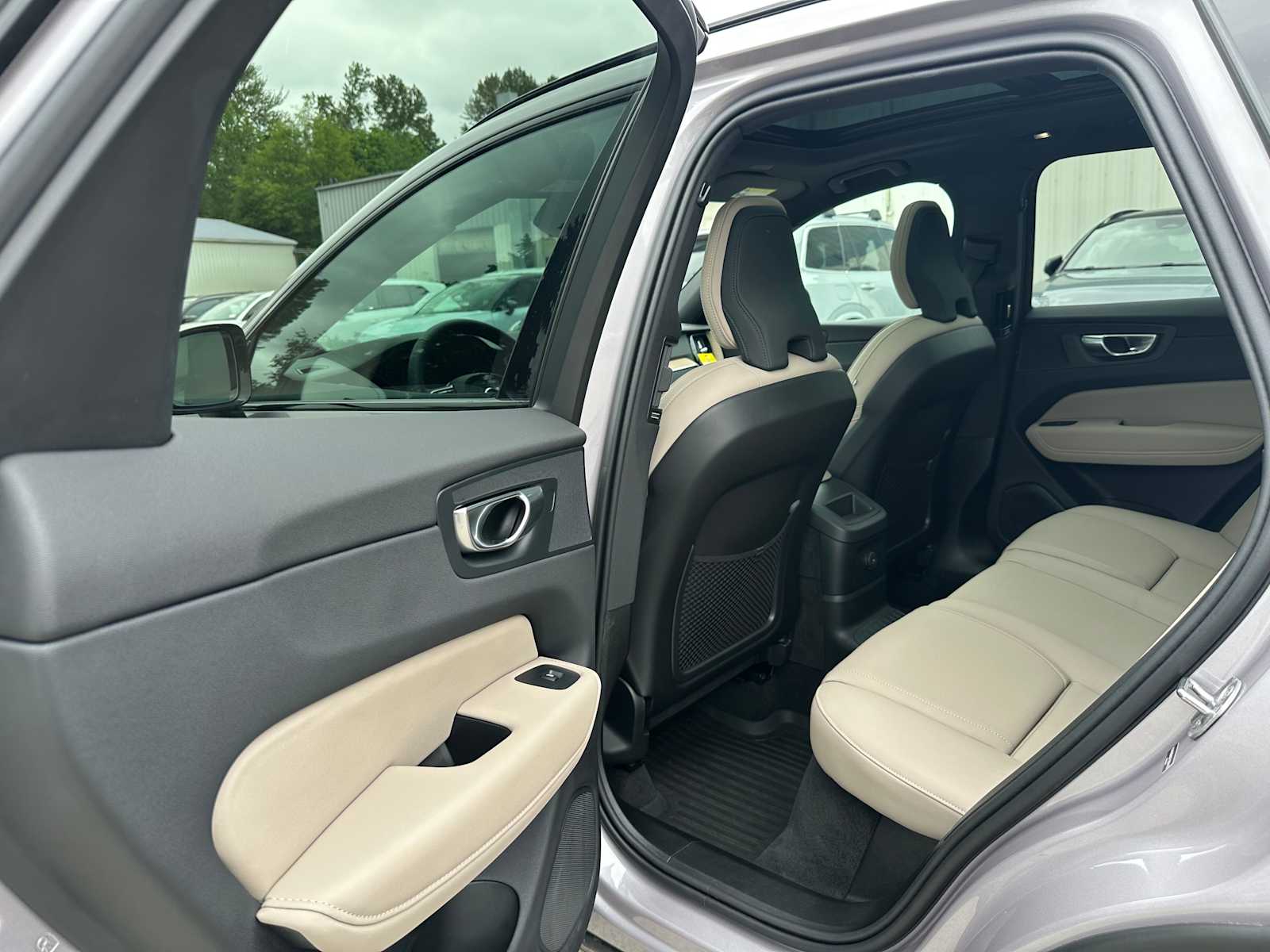 2026 Volvo XC60 Core - Photo 16