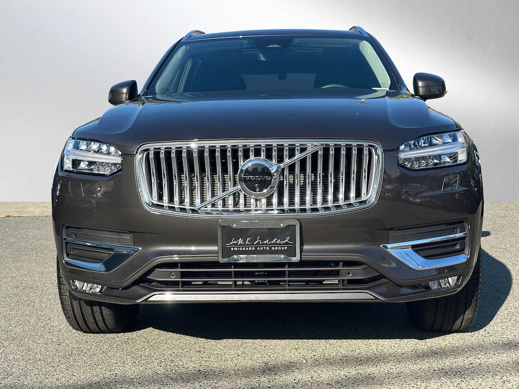 New 2025 Volvo XC90 B5 Plus SUV
