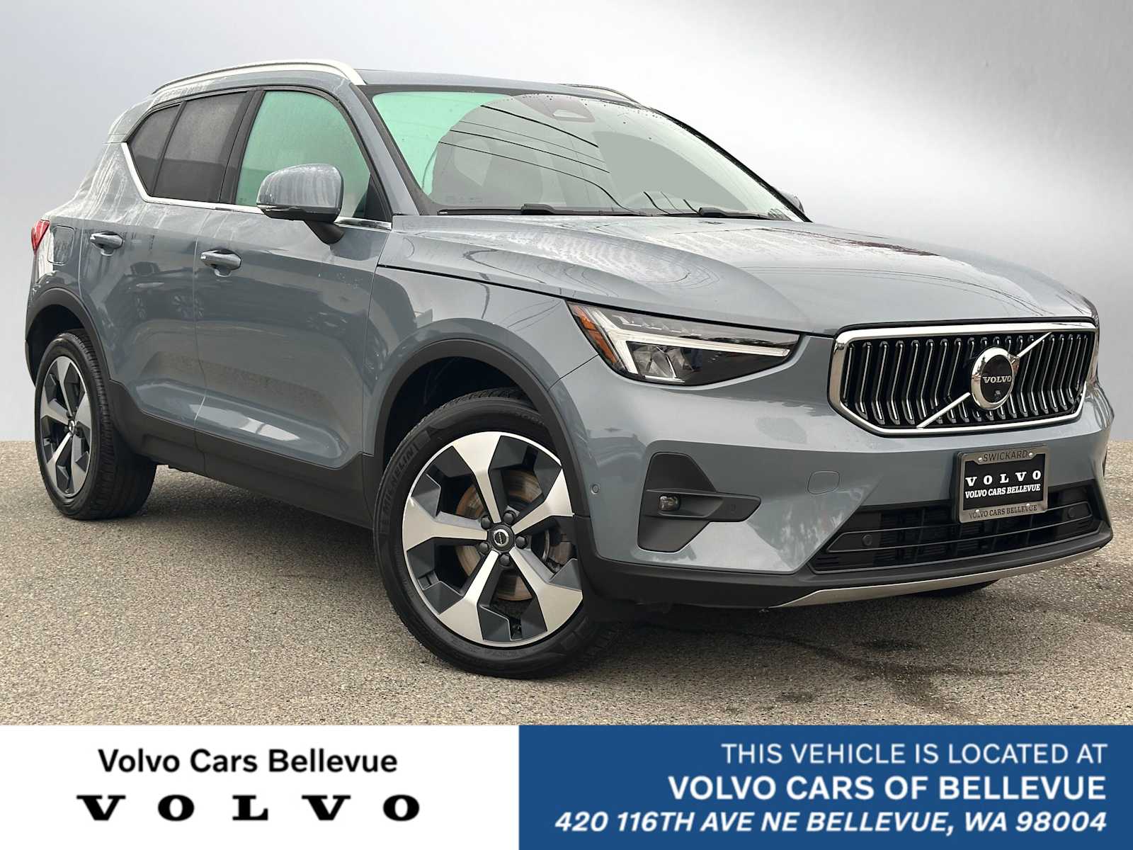 2023 Volvo XC40 Plus