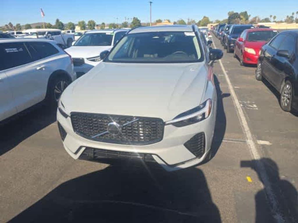 Used 2025 Volvo XC60 B5 Plus SUV