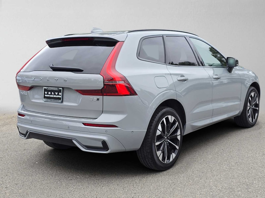 Used 2026 Volvo XC60 B5 Plus SUV