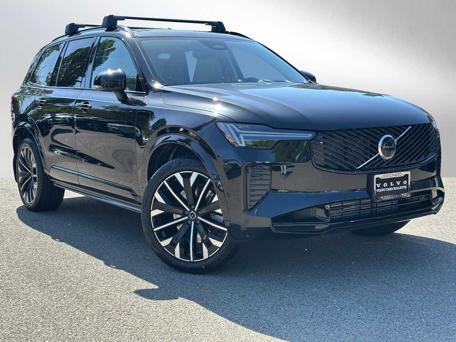 2026 Volvo XC90 T8 Recharge Ultra Dark 4WD's photo