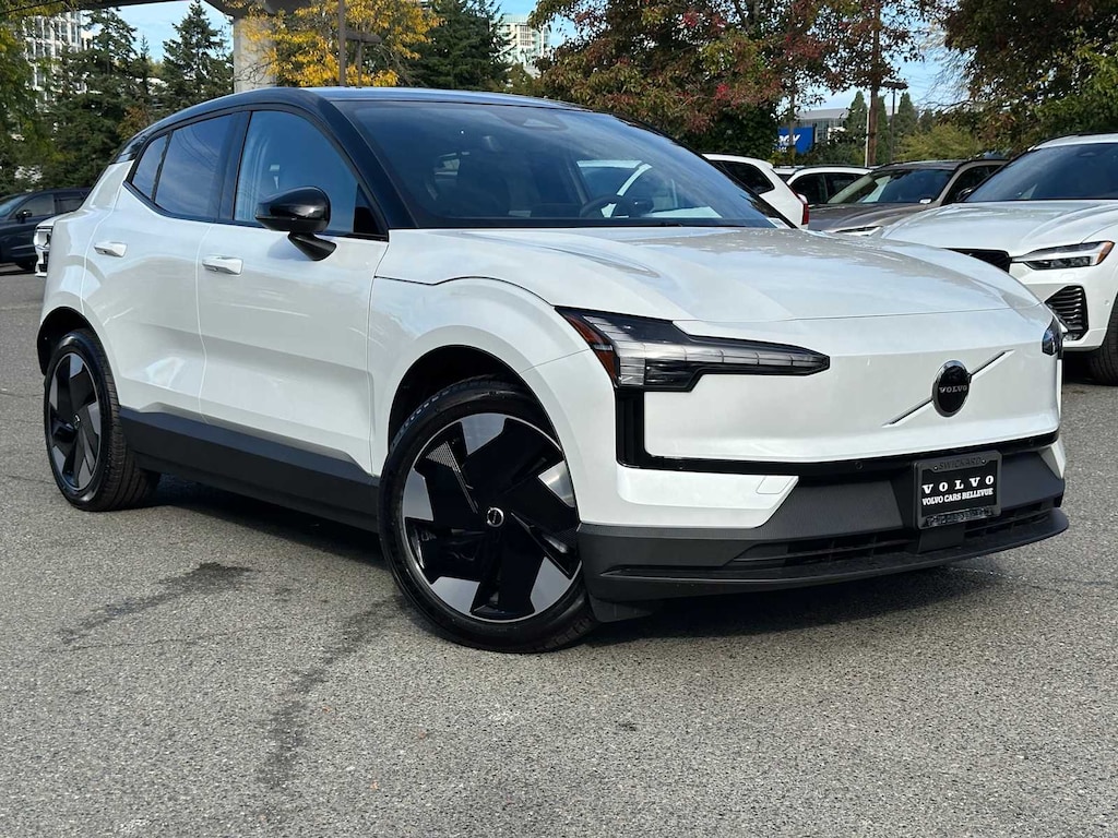 New 2025 Volvo EX30 Twin Motor Plus SUV