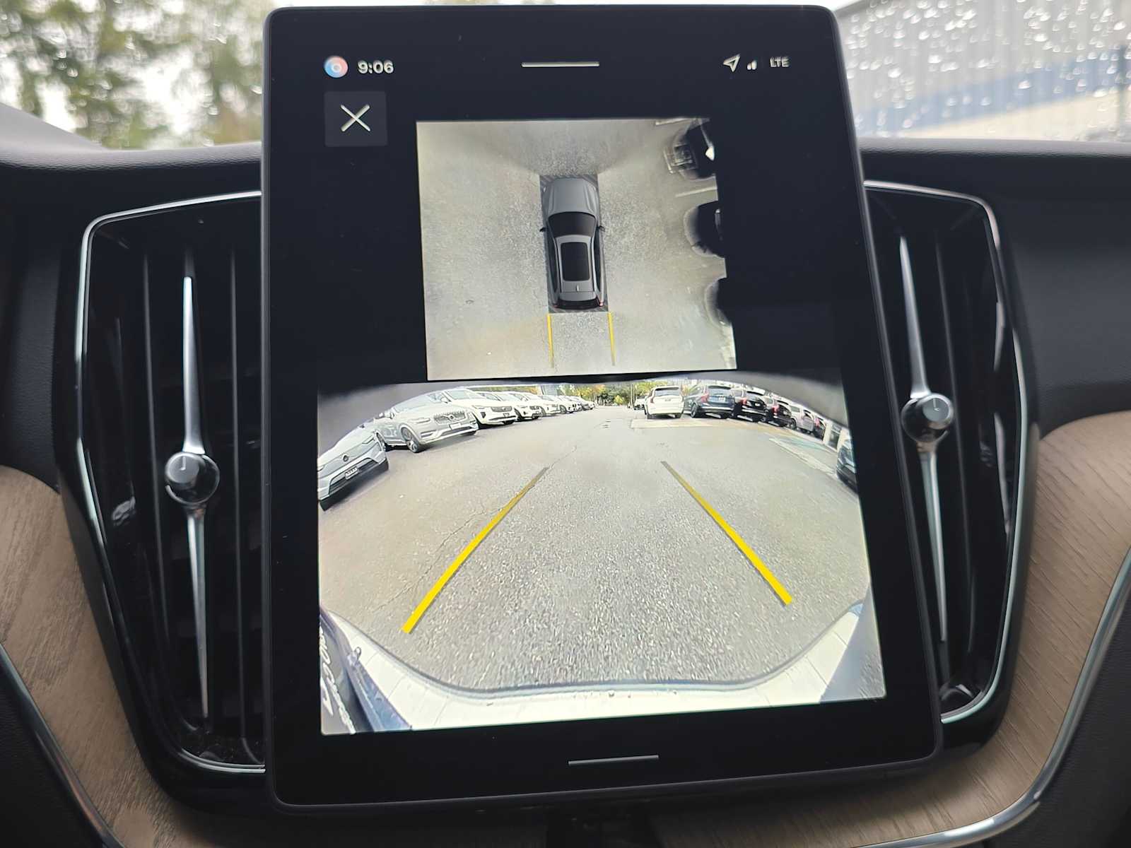 2026 Volvo XC60 Plus - Photo 26