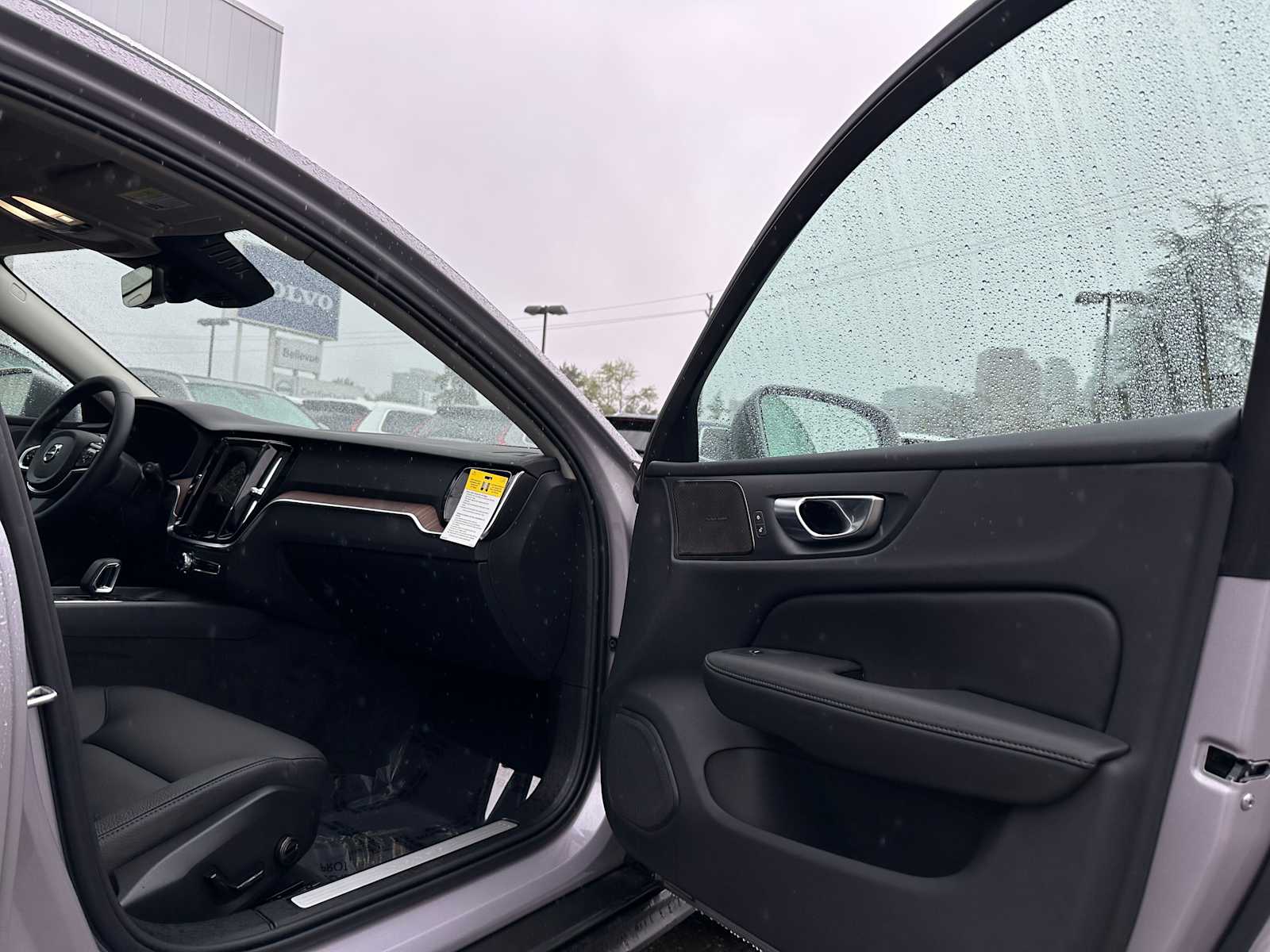 2026 Volvo V60 Cross Country Plus - Photo 11