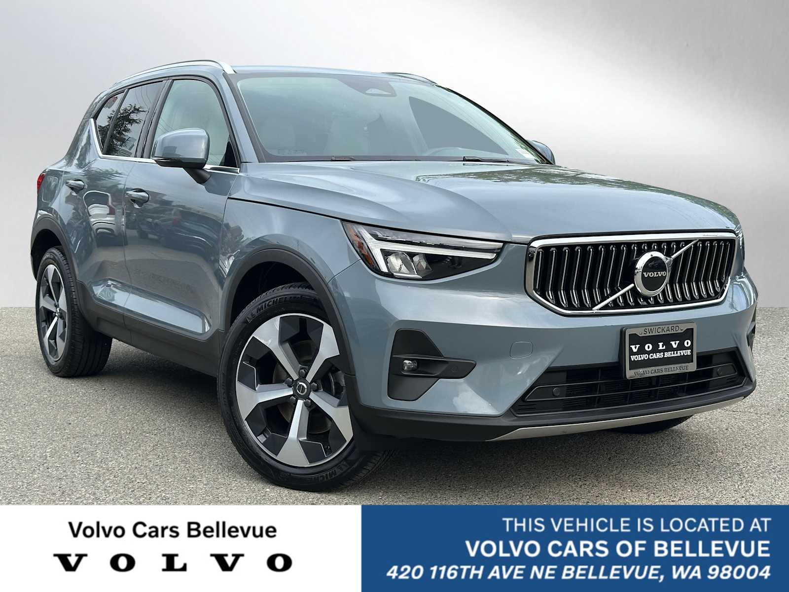 2023 Volvo XC40 B5 Plus Bright AWD's photo