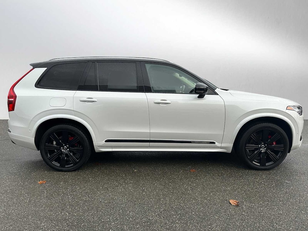 Certified 2024 Volvo XC90 plug-in hybrid T8 Ultimate Bright 7-Seater SUV