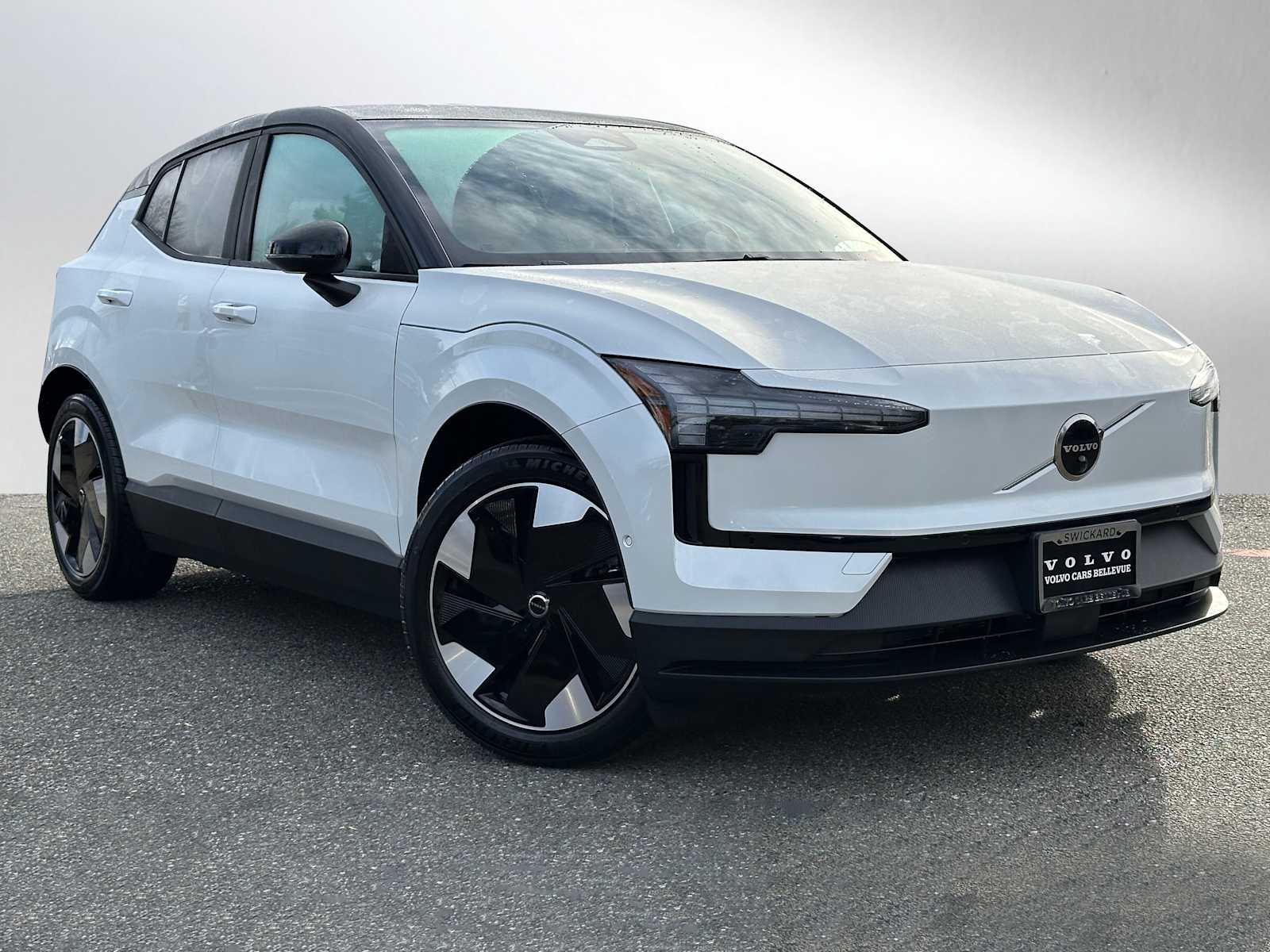 2025 Volvo EX30 Ultra's photo