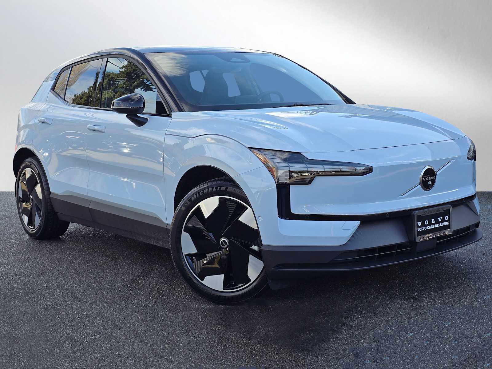 2026 Volvo EX30 Twin Motor Performance Plus's photo