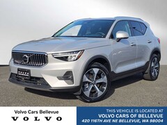 2023 Volvo XC40 B4 FWD Plus Bright SUV