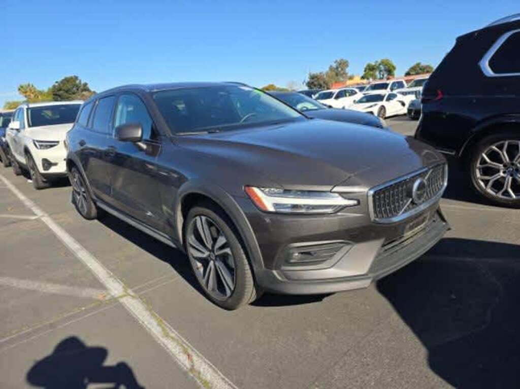 Used 2025 Volvo V60 Cross Country B5 Plus Wagon