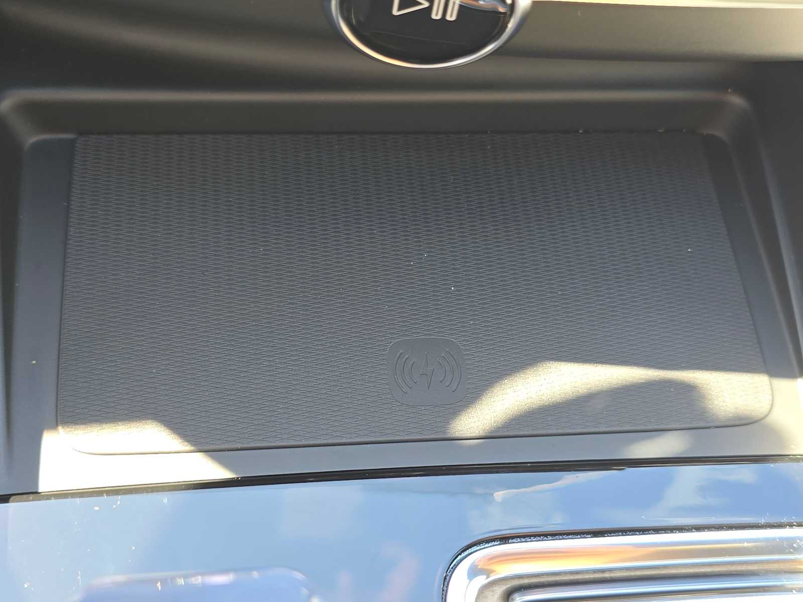 2026 Volvo XC60 Plus - Photo 28