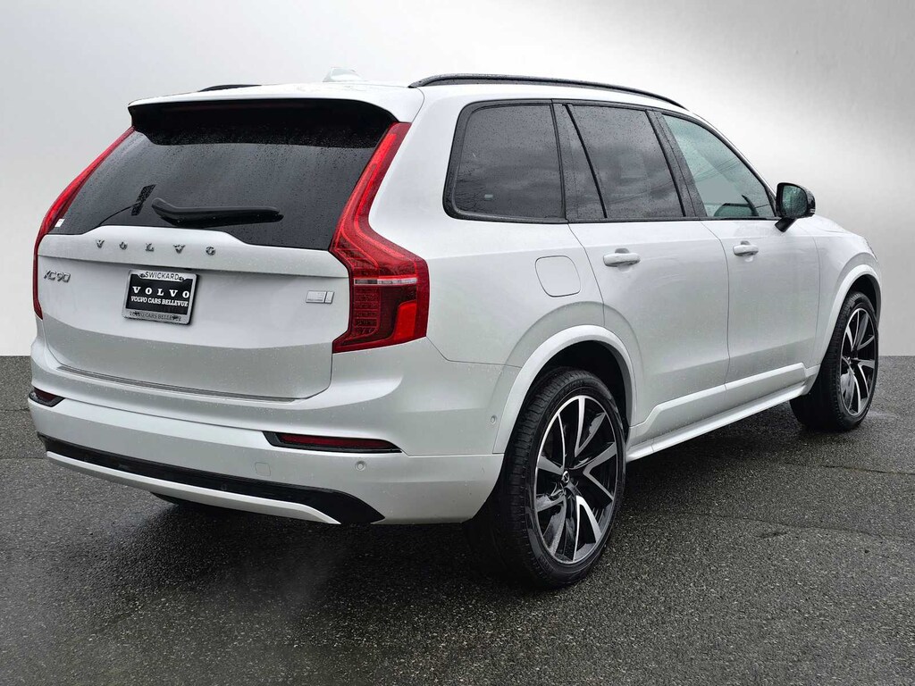 Certified 2023 Volvo XC90 Recharge Plug-In Hybrid Ultimate Dark 7-Seater SUV