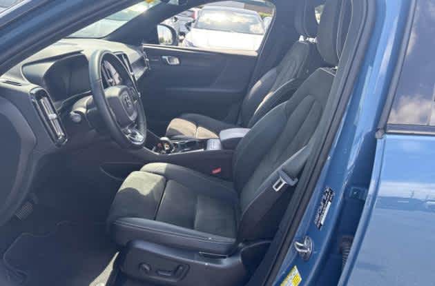 Used 2023 Volvo XC40 Ultimate with VIN YV4ED3UM3P2007917 for sale in Bellevue, WA
