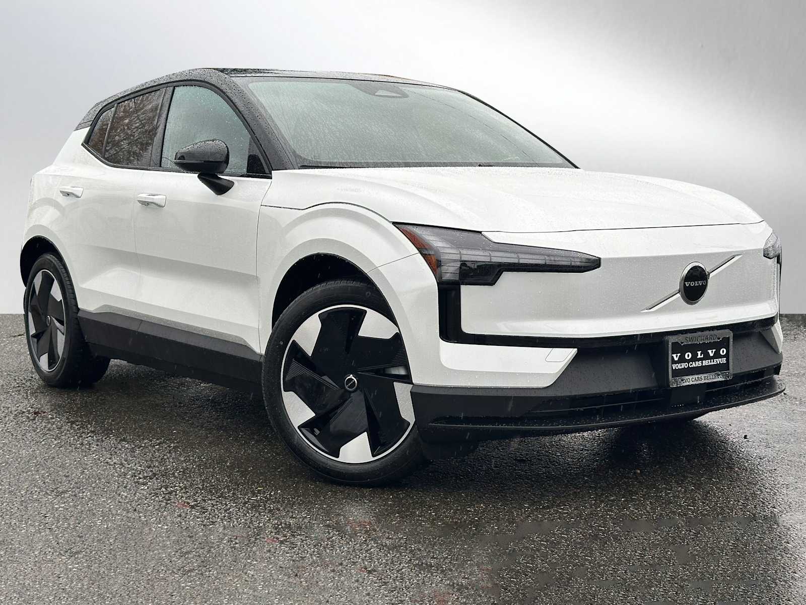 2026 Volvo EX30 Plus's photo