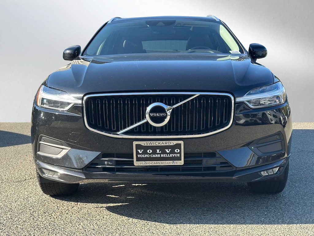 Used 2021 Volvo XC60 T5 Momentum SUV