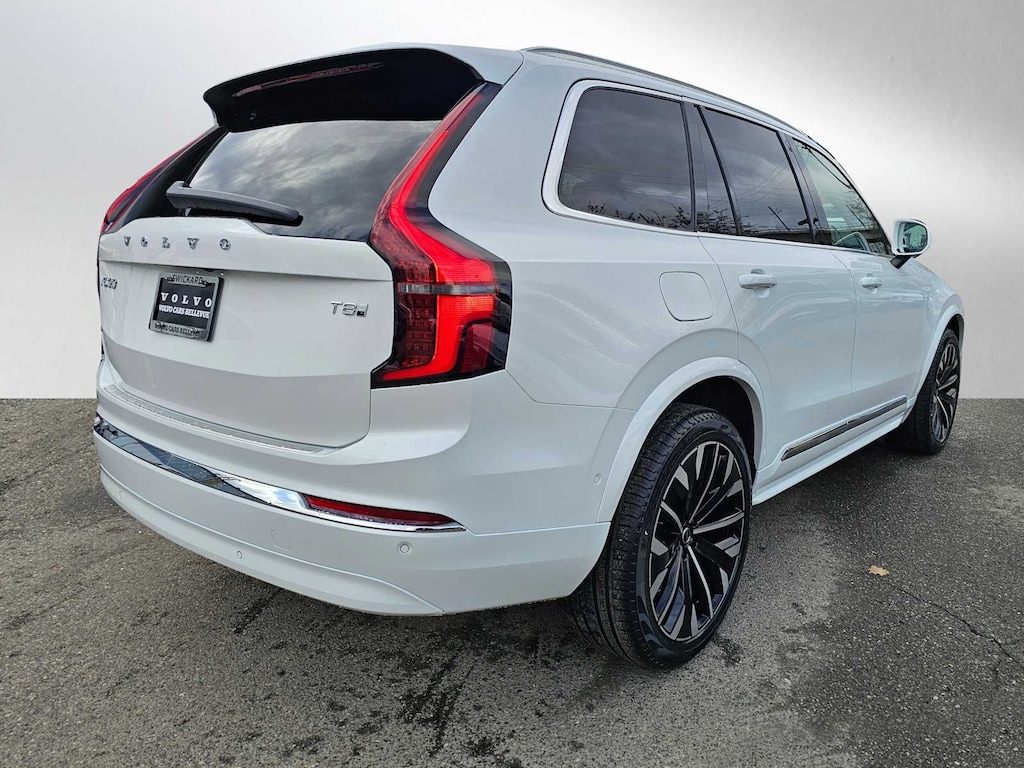 New 2026 Volvo XC90 plug-in hybrid T8 Ultra 7-Seater SUV