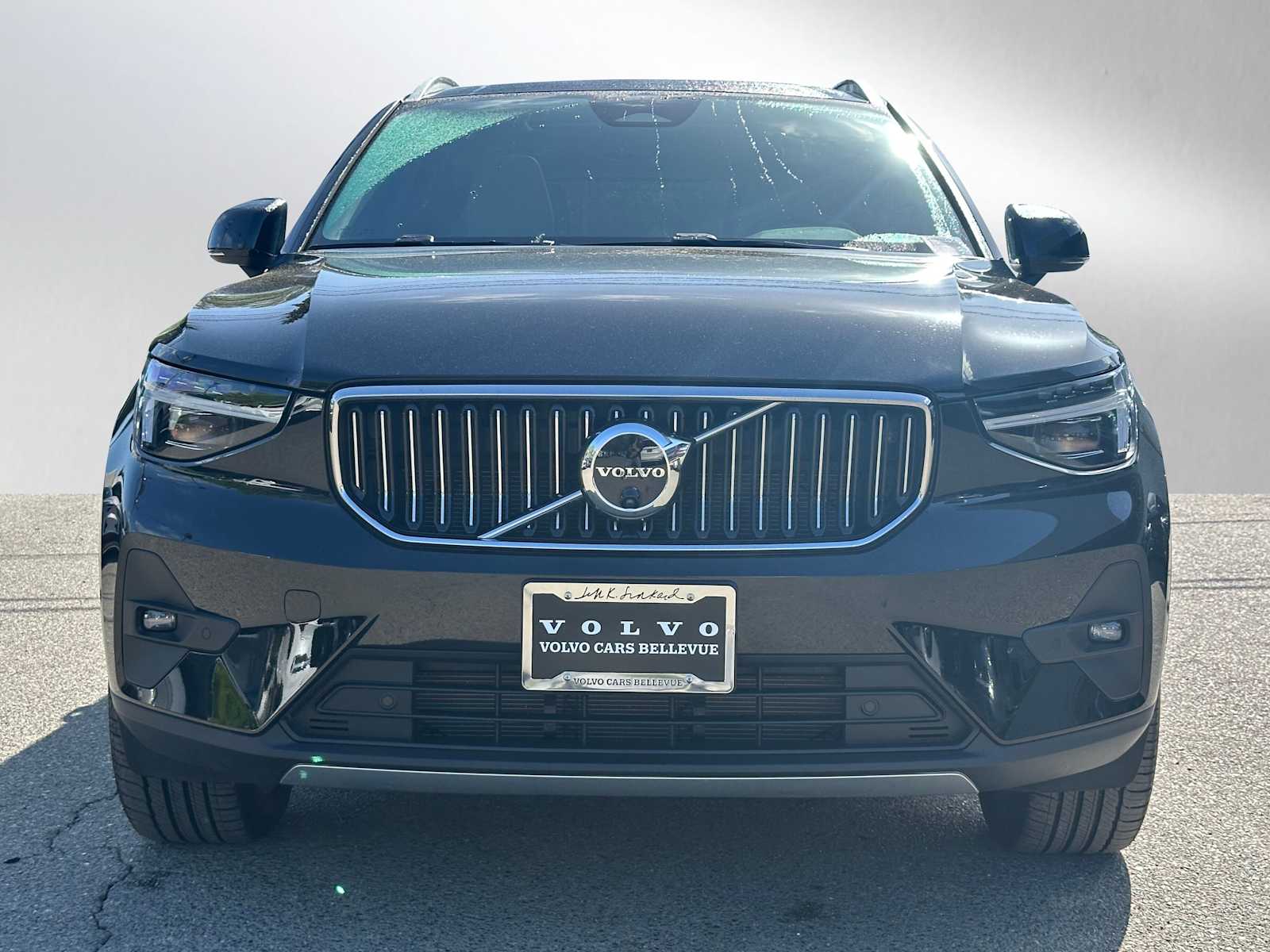 2025 Volvo XC40 Plus - Photo 8
