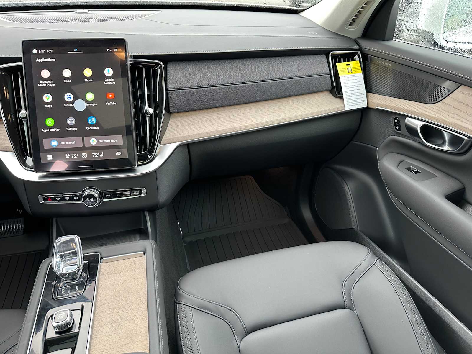 2025 Volvo XC90 Plus - Photo 19