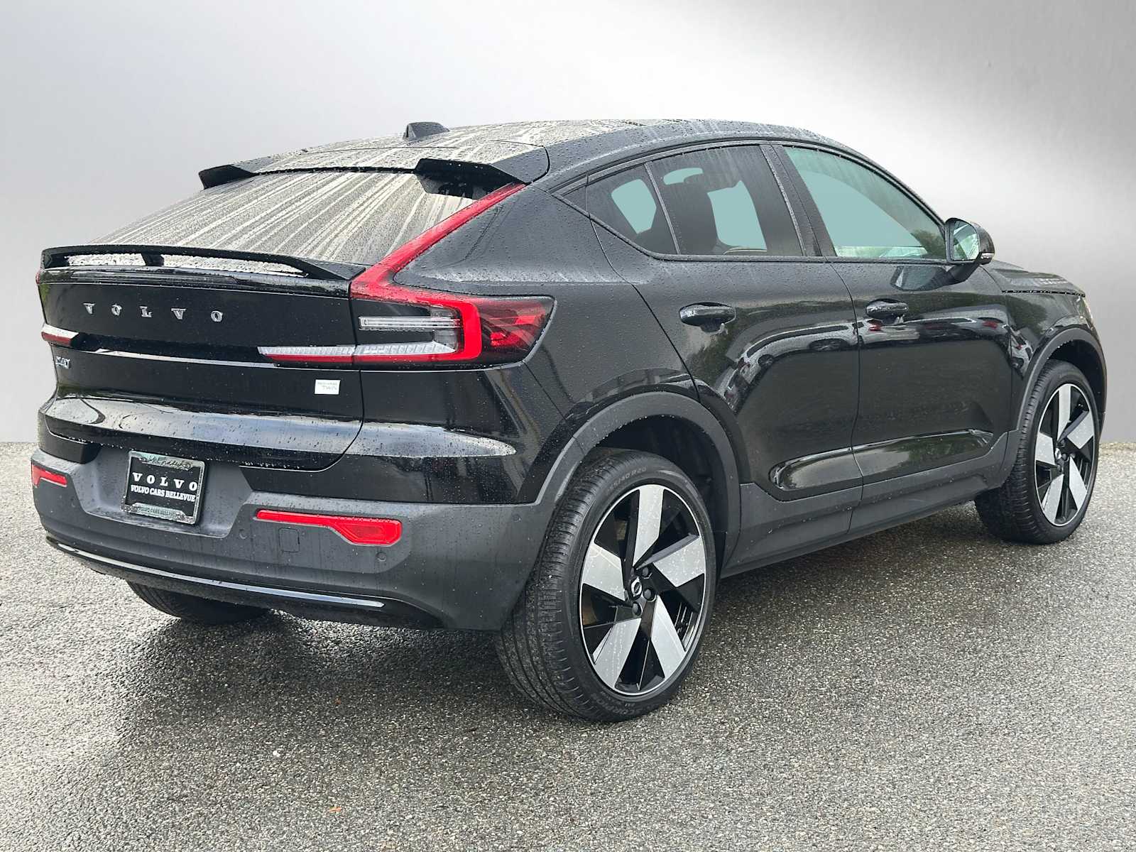 2023 Volvo C40 Recharge Ultimate photo 2