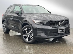2026 Volvo XC40 B5 Core AWD SUV