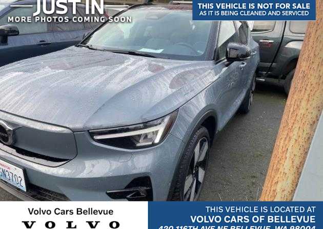 2023 Volvo XC40
