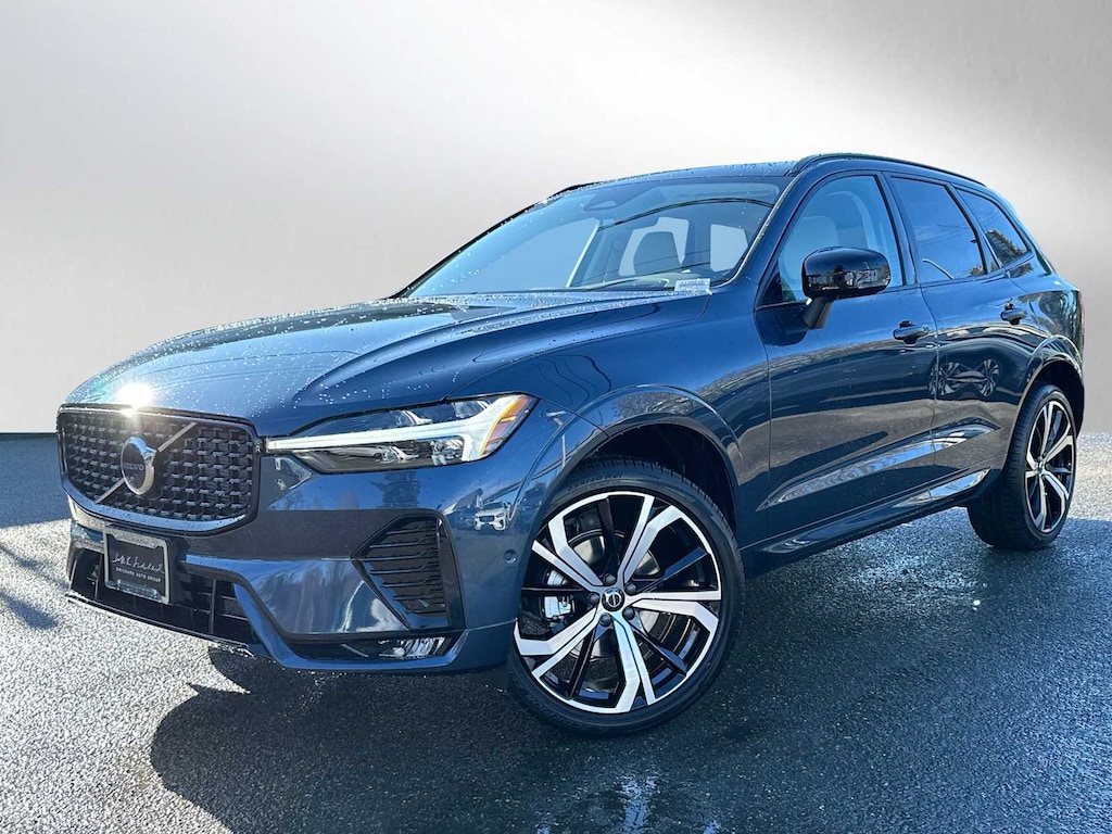 New 2025 Volvo XC60 B5 Ultra SUV