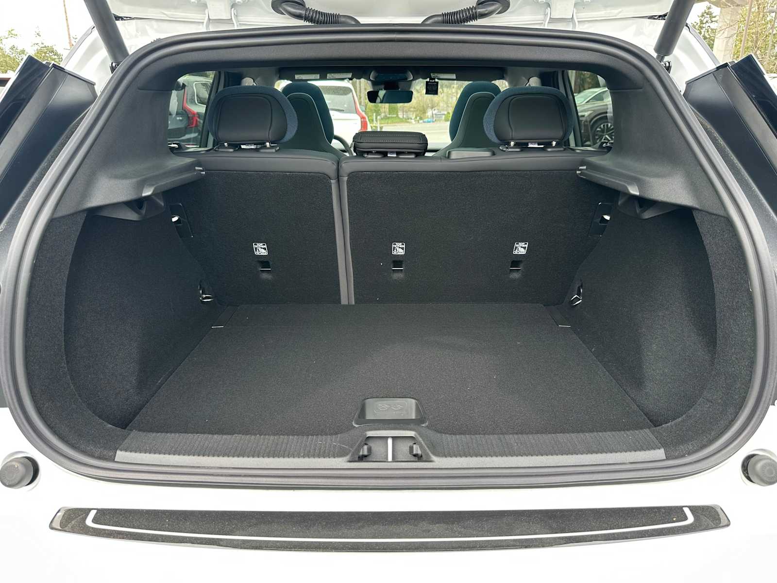 2025 Volvo EX30 Plus - Photo 14