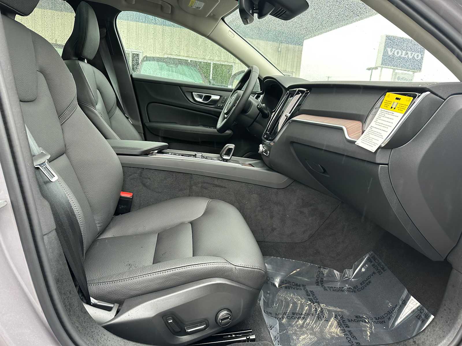 2026 Volvo V60 Cross Country Plus - Photo 10