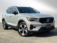 2026 Volvo XC40 B5 Plus SUV