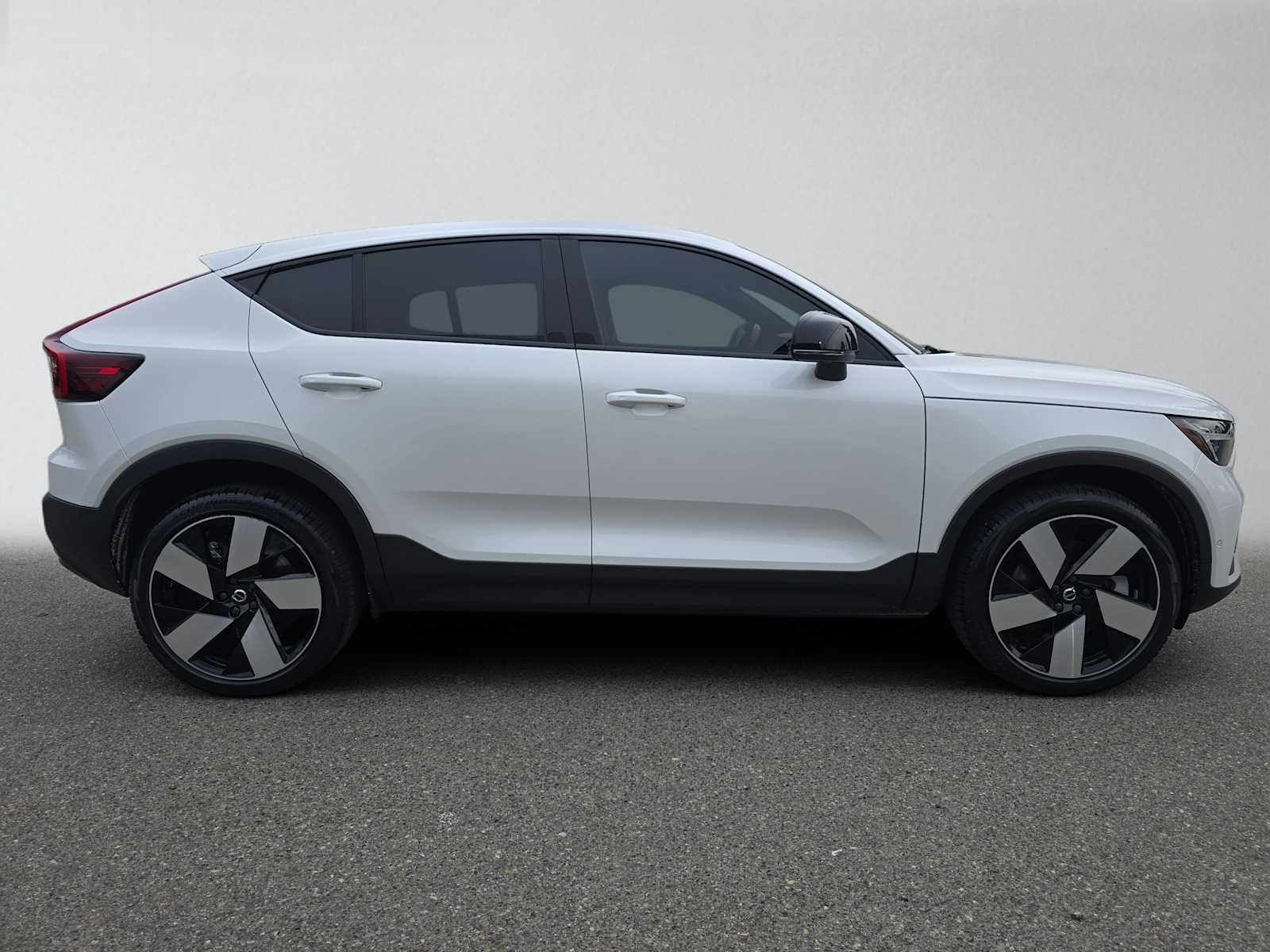 Used 2023 Volvo C40 Ultimate with VIN YV4ED3GM6P2040079 for sale in Bellevue, WA
