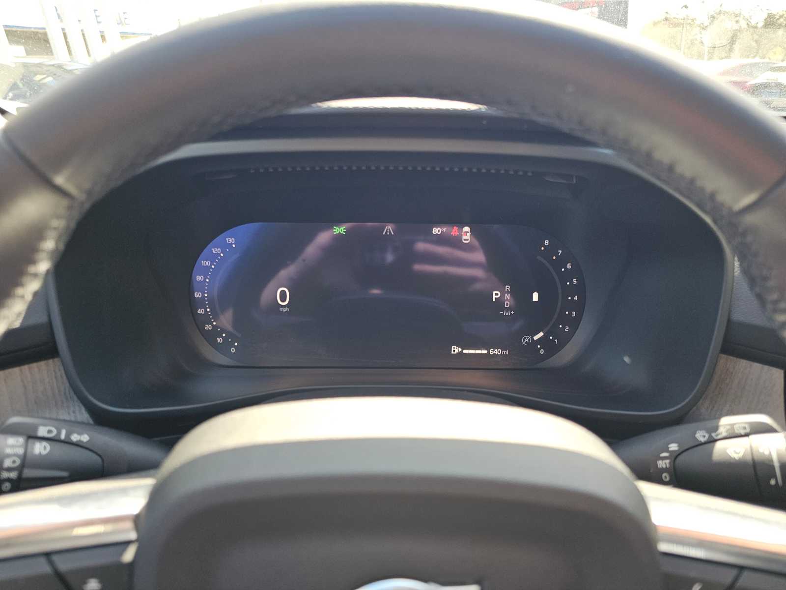 2025 Volvo XC40 Core - Photo 25