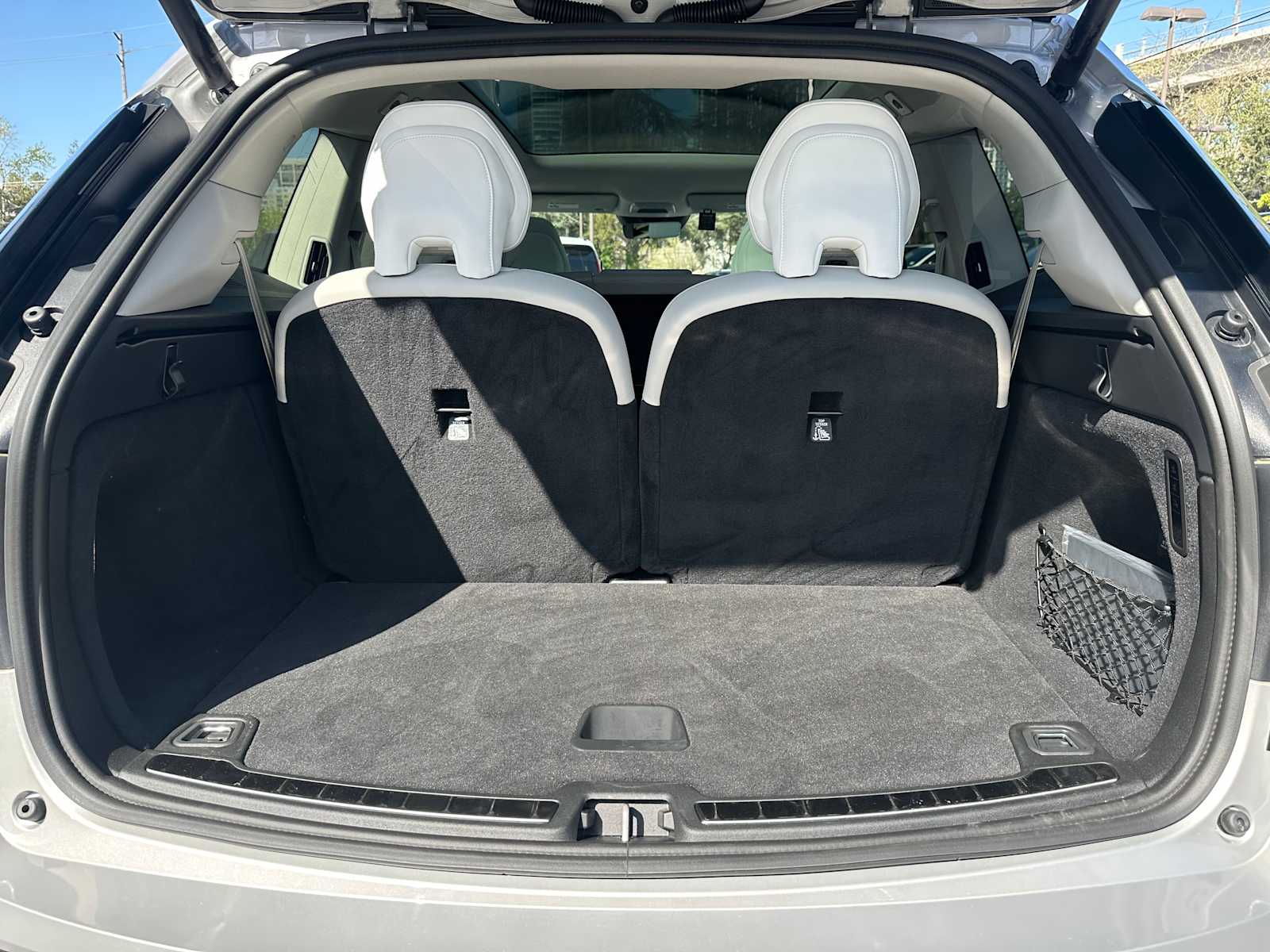 2025 Volvo EX90 Plus - Photo 14