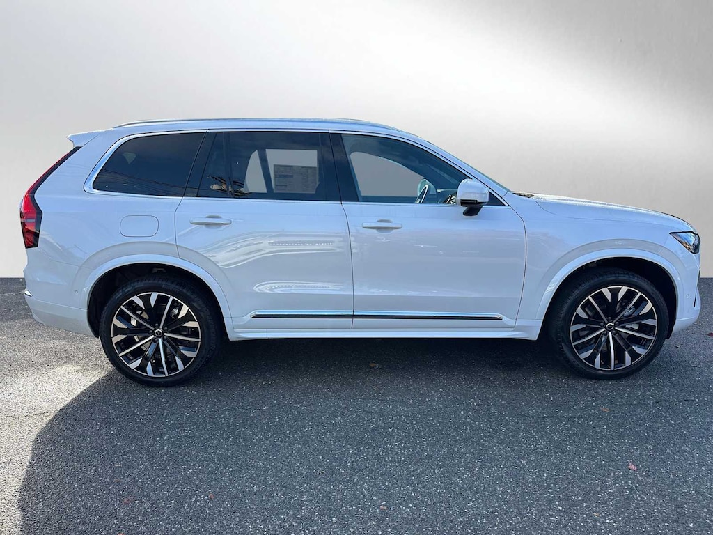New 2026 Volvo XC90 plug-in hybrid T8 Plus 7-Seater SUV