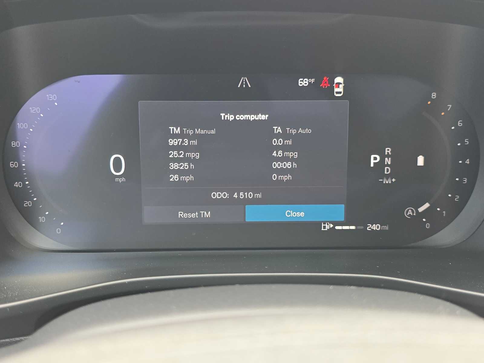 2026 Volvo XC40 Plus - Photo 25