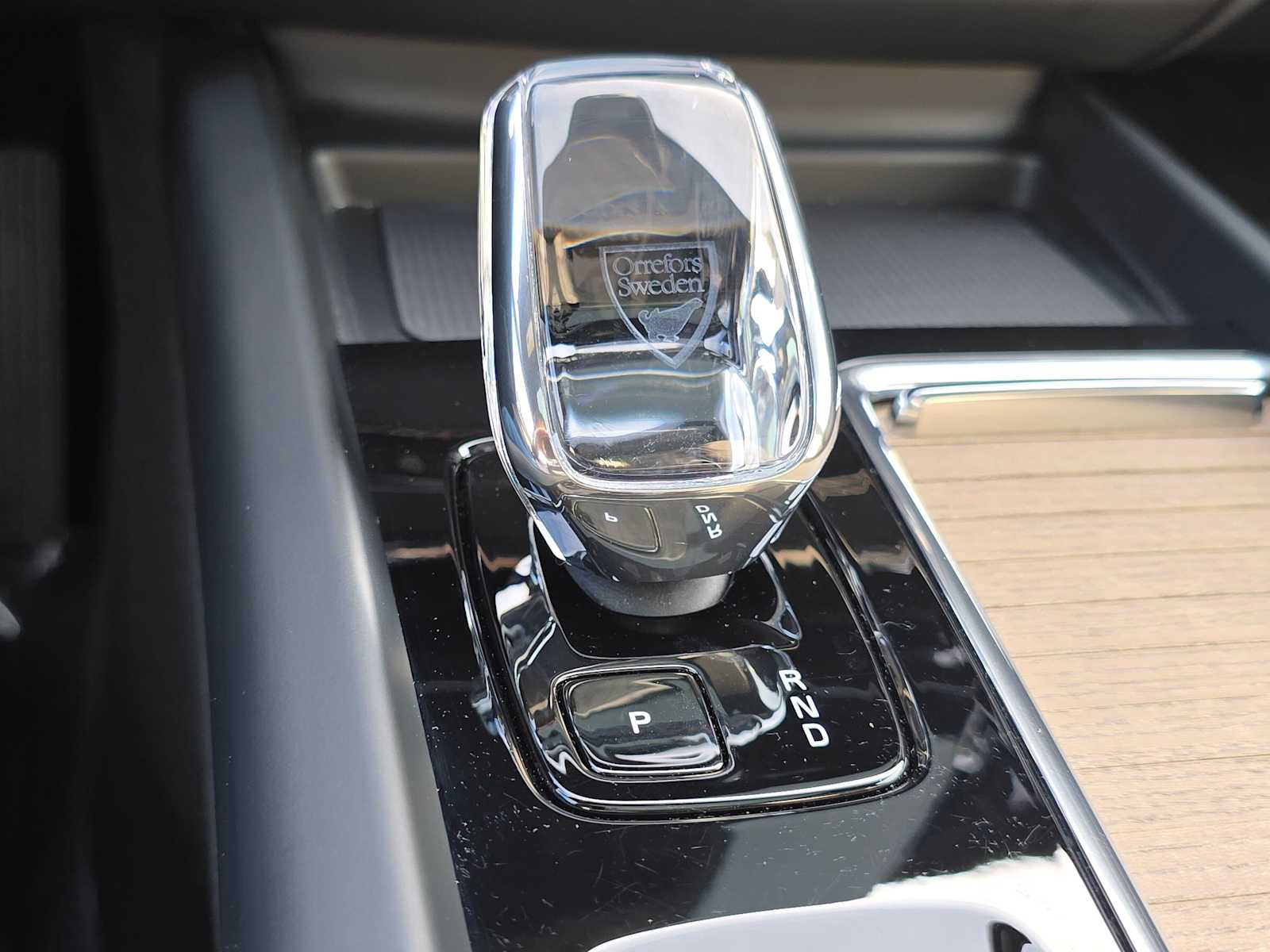 2026 Volvo XC60 Plus - Photo 31