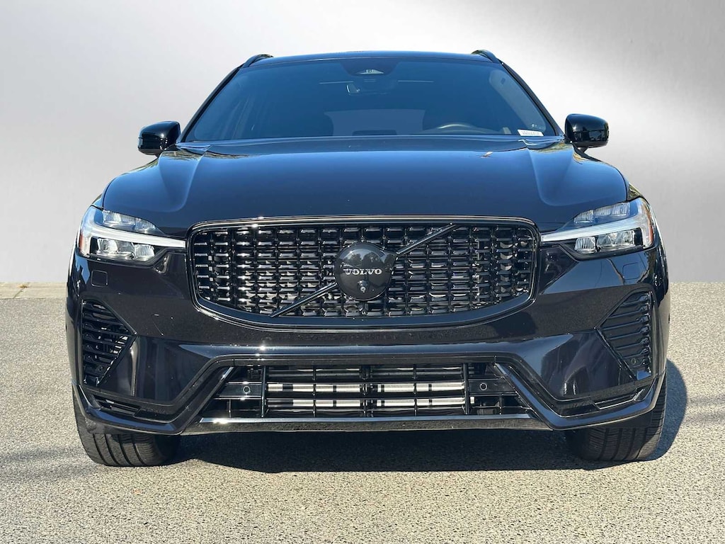 Certified 2024 Volvo XC60 plug-in hybrid T8 Ultimate Black Edition SUV