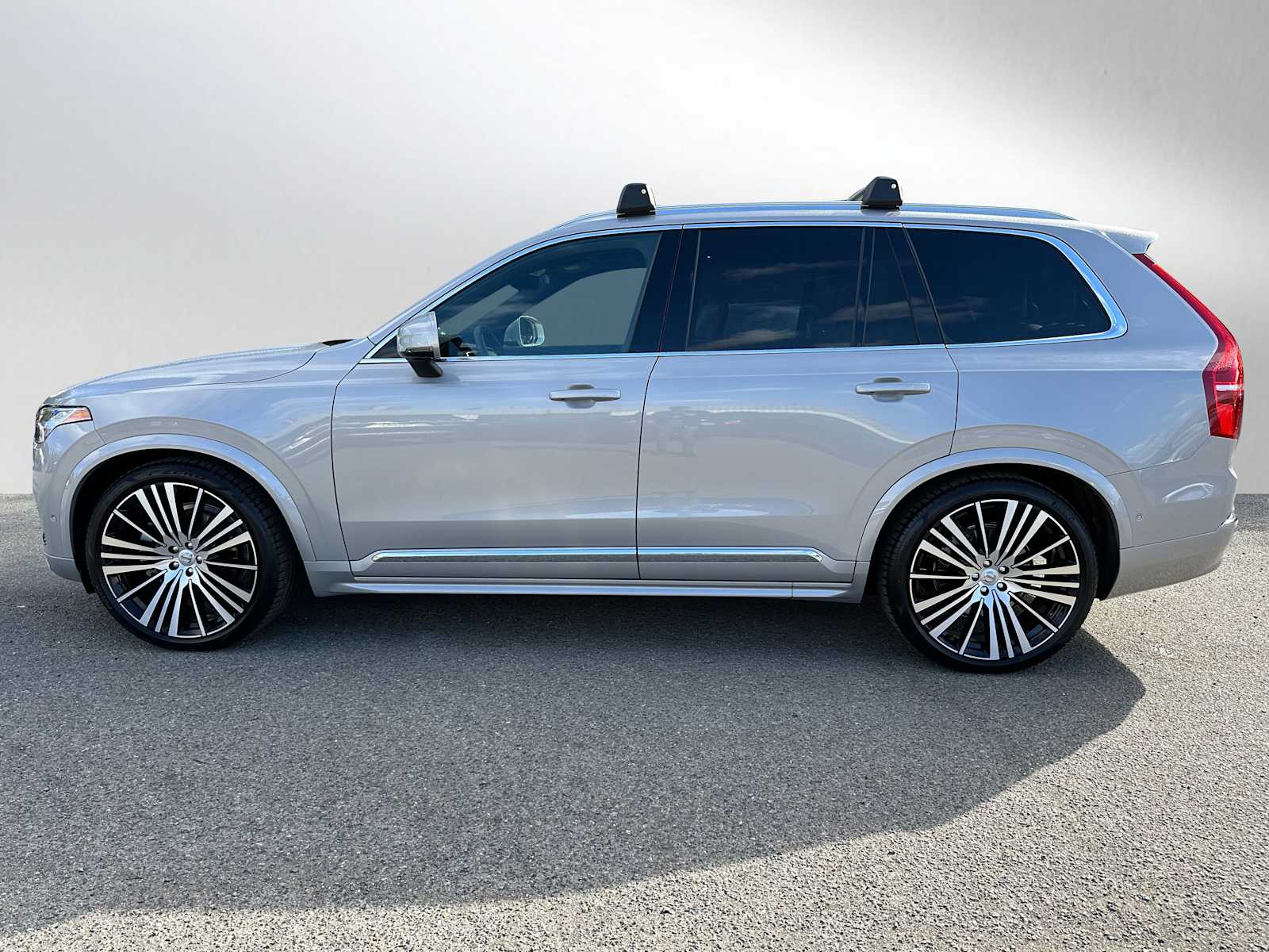 2025 Volvo XC90 photo 4