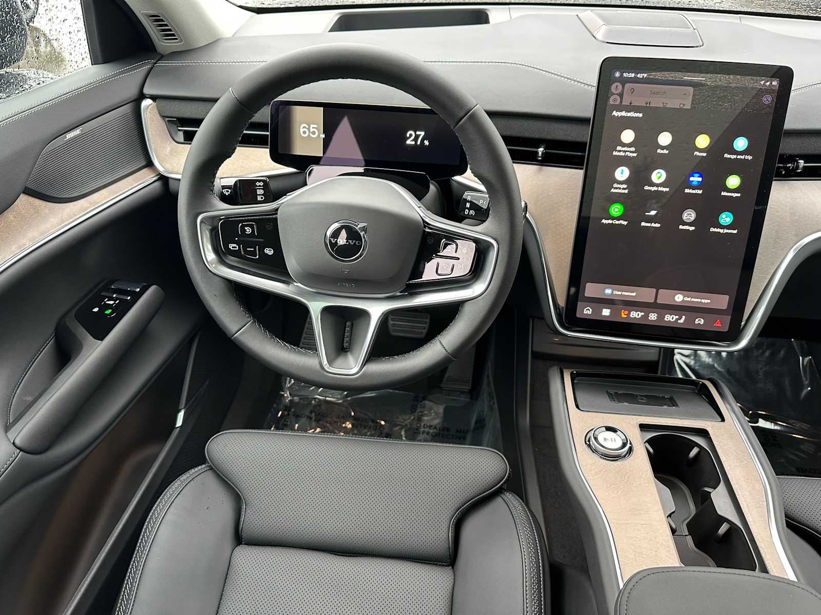 2025 Volvo EX90 Plus - Photo 18