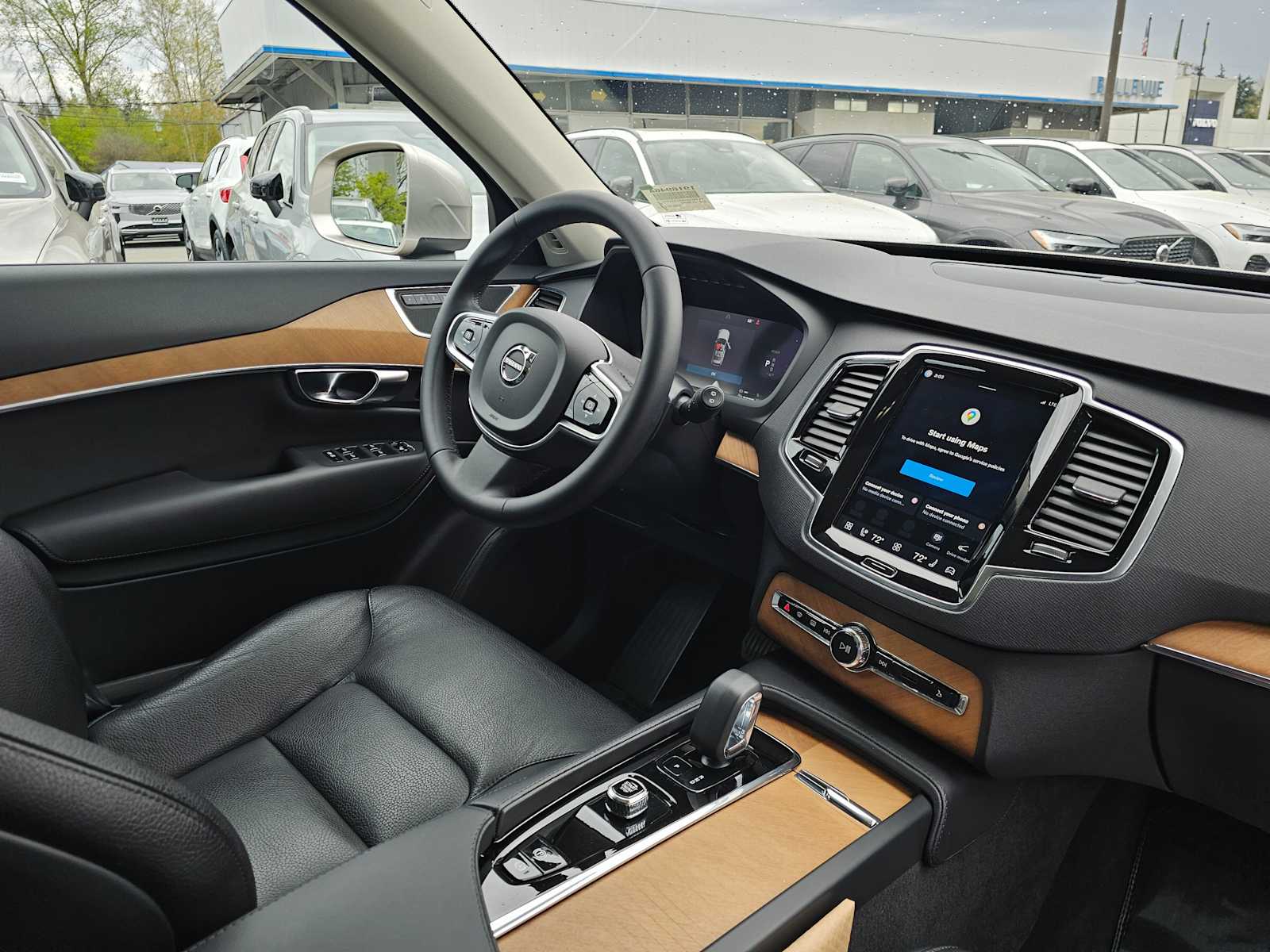 2023 Volvo XC90 Plus - Photo 11
