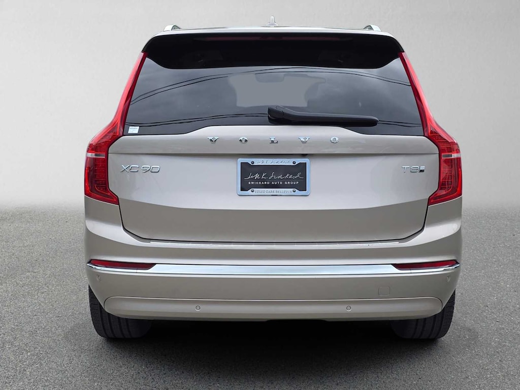 Used 2025 Volvo XC90 plug-in hybrid T8 Plus 6-Seater SUV