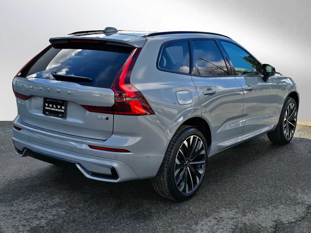 New 2026 Volvo XC60 B5 Ultra SUV